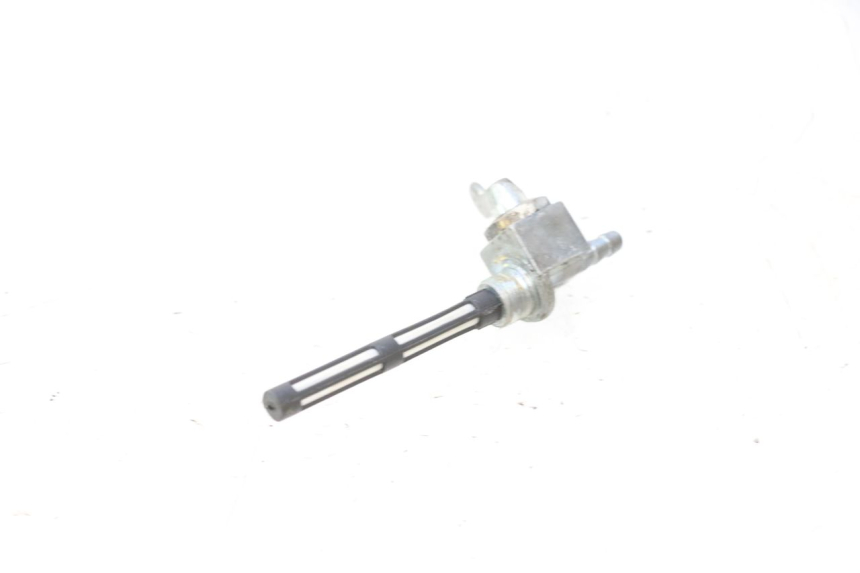 photo de VALVULA DEPOSITO PEUGEOT LUDIX BLASTER 50 (2006 - 2014) - Otra perspectiva