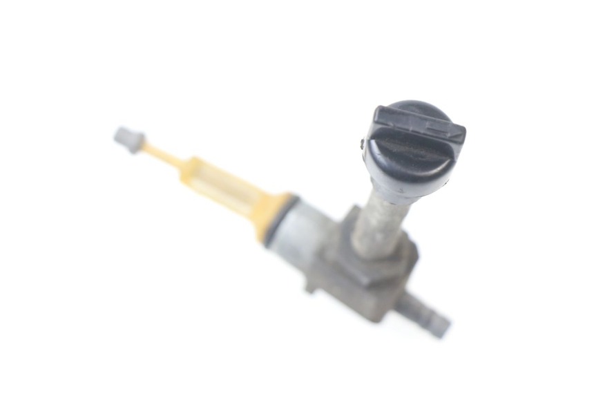 photo de GRIFO DEL DEPóSITO PEUGEOT LUDIX 50 (2008 - 2017) - Zoom estado de uso