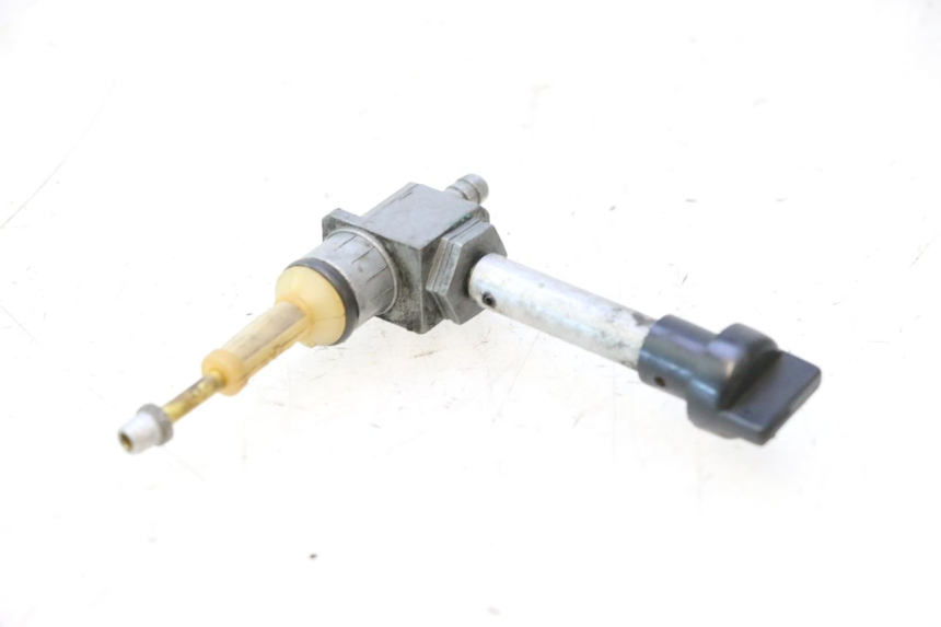 photo de VALVULA DEPOSITO PEUGEOT LUDIX PRO 2T 50 (2010 - 2017) - Otra perspectiva