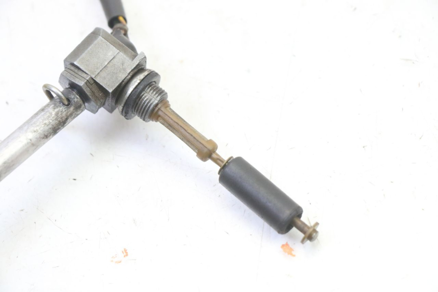 photo de VALVULA DEPOSITO PEUGEOT SPEEDAKE 50 (1995 - 1997) - Detalles de los puntos de fijación