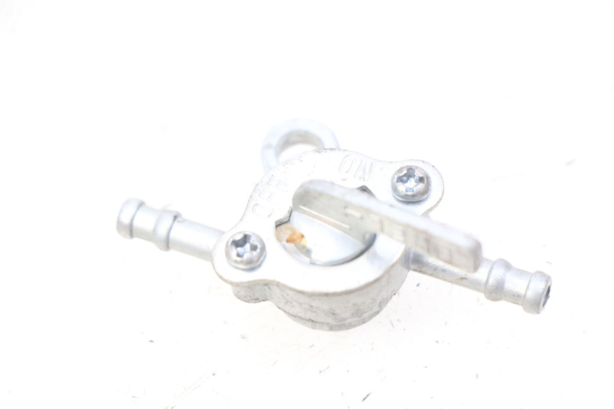 photo de GRIFO DEL DEPóSITO CHINESE QUAD SPEEDY DELUXE 125 - Vista principal