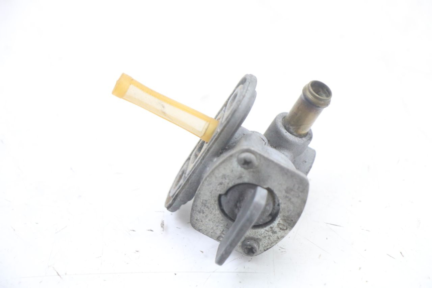 photo de VALVULA DEPOSITO YAMAHA FZS FAZER 600 (2001 - 2003) - Detalle de la pieza