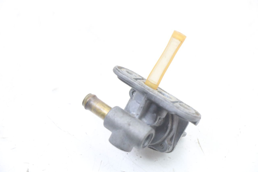 photo de VALVULA DEPOSITO YAMAHA FZS FAZER 600 (2001 - 2003) - Otra perspectiva