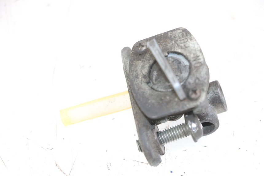 photo de VALVULA DEPOSITO YAMAHA FZS FAZER 600 (2001 - 2003) - Zoom estado de uso