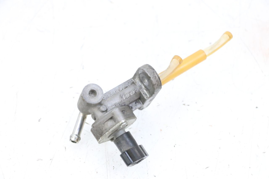 photo de VALVULA DEPOSITO YAMAHA YFM R RAPTOR 250 (2008 - 2014) - Primer plano técnico