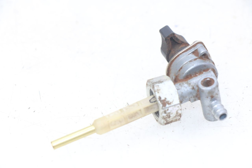 photo de GRIFO DEL DEPóSITO YAMAHA YFM R RAPTOR 90 (2017 - 2023) - Otra perspectiva