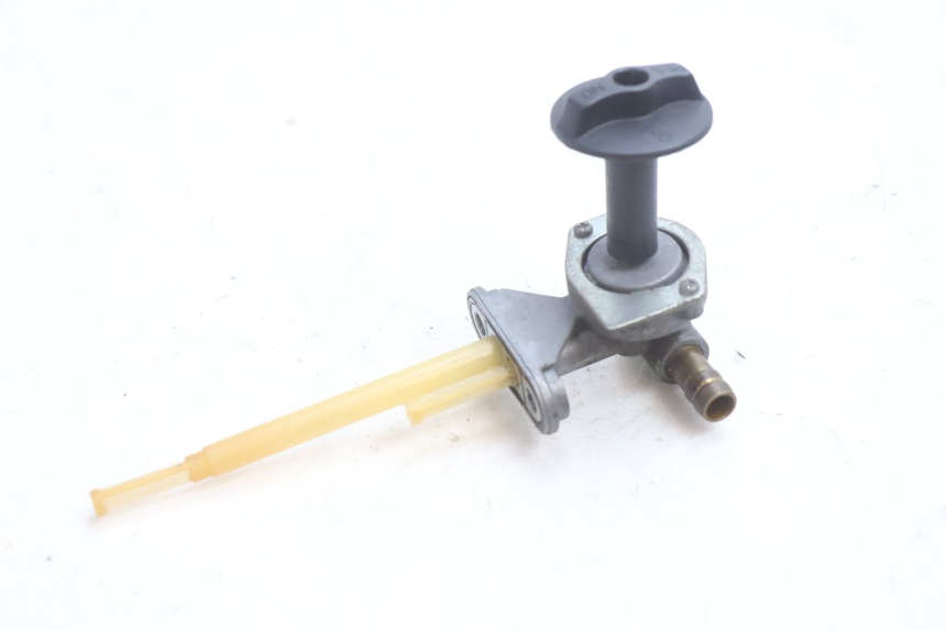 photo de VALVULA DEPOSITO KAWASAKI ZX-6R ZX6R 600 (2000 - 2002) - Primer plano técnico