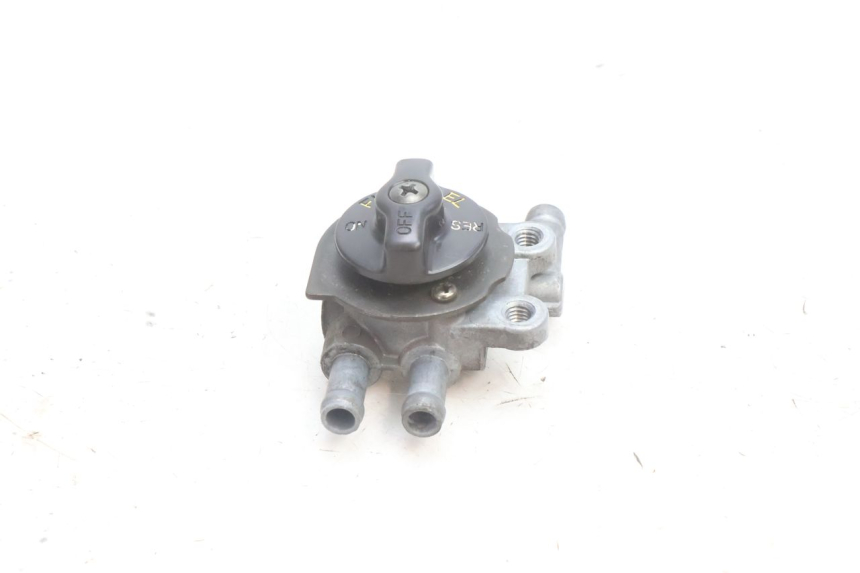 photo de GRIFO DEL DEPóSITO KAWASAKI ZZR 600 (1995 - 2004) - Otra perspectiva
