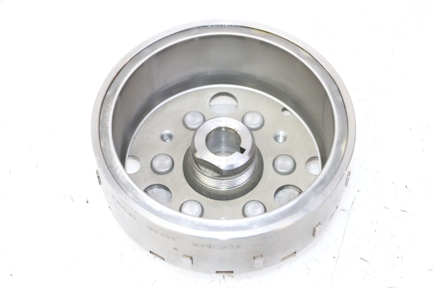 photo de VOLANTE MAGNETICO SUZUKI BURGMAN 125 (2007 - 2014) - Detalle de la pieza