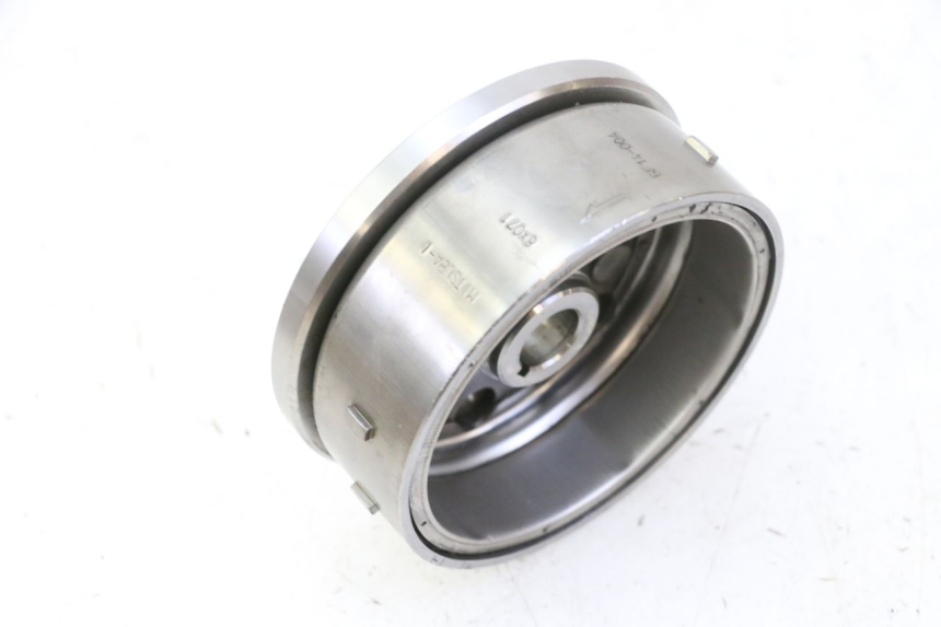 photo de VOLANTE MAGNETICO HONDA CBF 125 (2009 - 2015) - Otra perspectiva