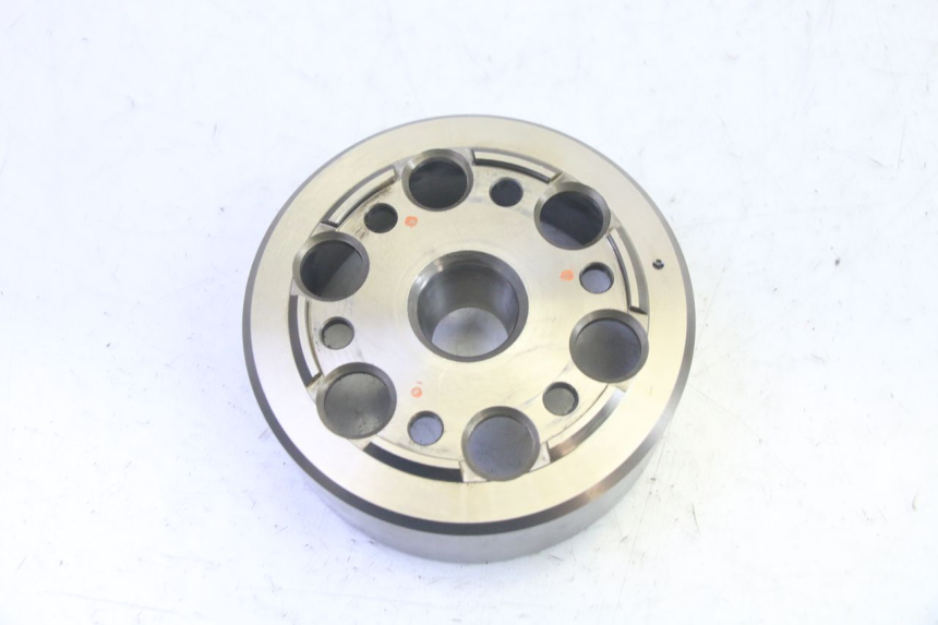 photo de VOLANTE MAGNETICO YAMAHA FZ6 N FAZER 600 (2004 - 2006) - Detalle de la pieza