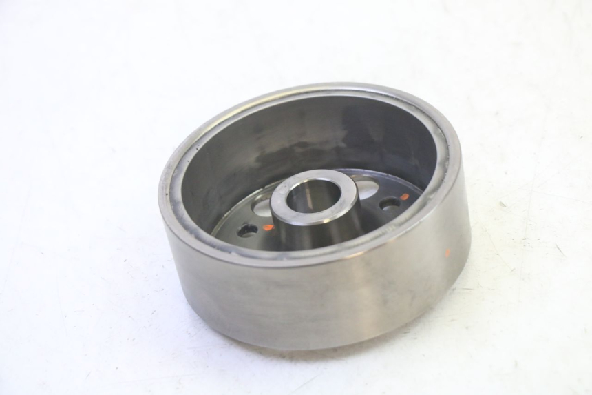 photo de VOLANTE MAGNETICO YAMAHA FZ6 N FAZER 600 (2004 - 2006) - Otra perspectiva