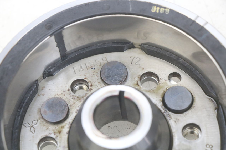 photo de ESTATOR YAMAHA FZS FAZER 600 (1998 - 2001) - Zoom estado de uso