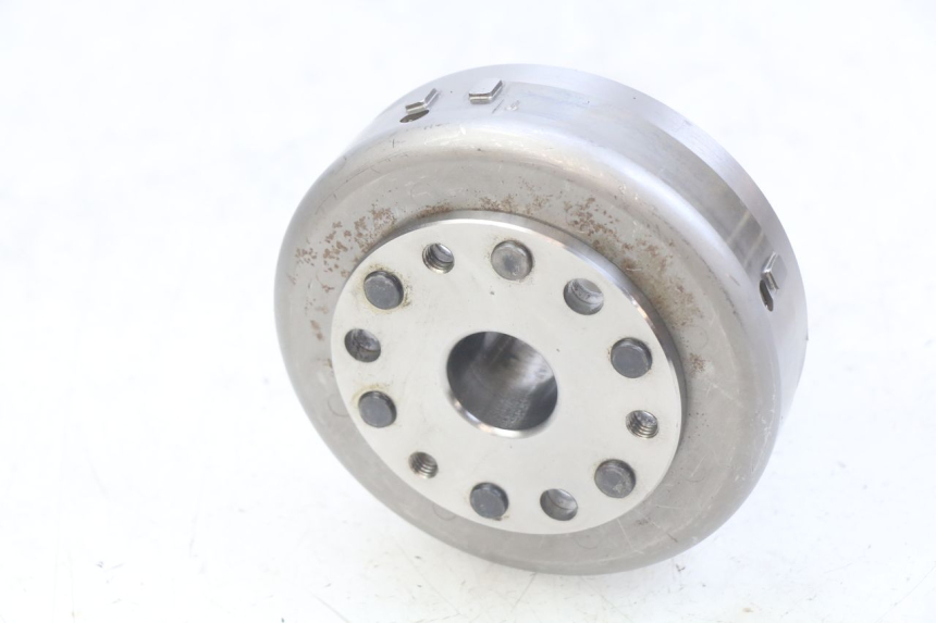 photo de ESTATOR YAMAHA FZS FAZER 600 (1998 - 2001) - Otra perspectiva