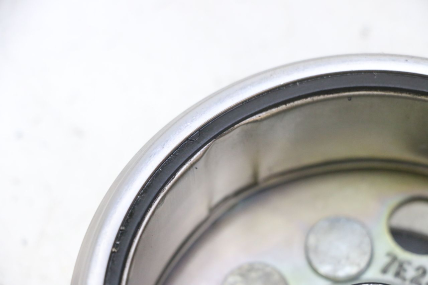 photo de VOLANTE MAGNETICO KYMCO GRAND DINK 125 (2008 - 2014) - Primer plano técnico