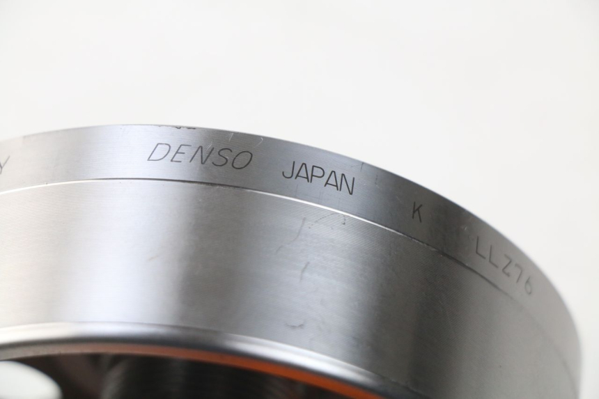 photo de VOLANTE MAGNETICO SUZUKI GSR 600 (2005 - 2012) - Otra perspectiva