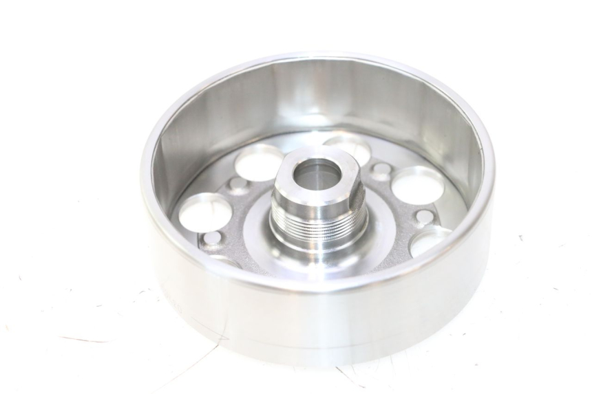 photo de VOLANTE MAGNETICO SUZUKI GSR 600 (2005 - 2012) - Vista principal