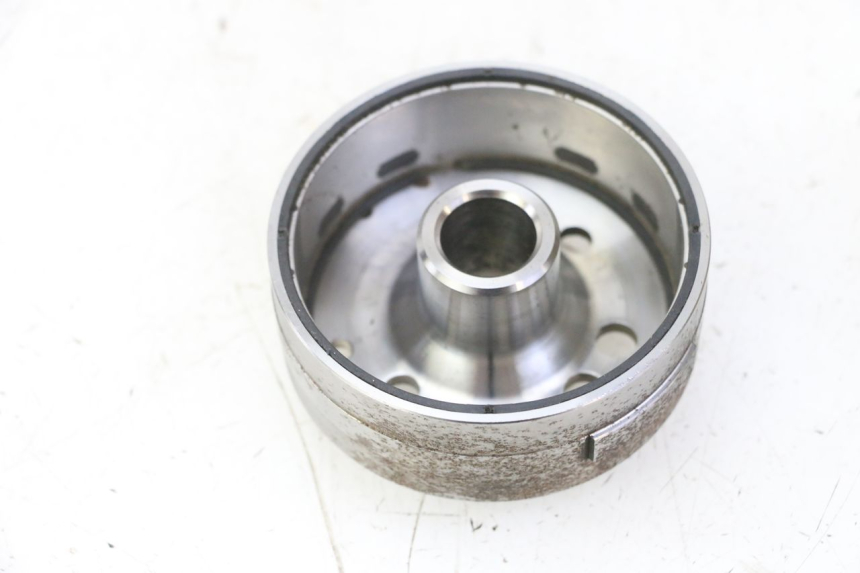 photo de VOLANTE MAGNETICO KAWASAKI KX 85 (2014 - 2021) - Primer plano técnico