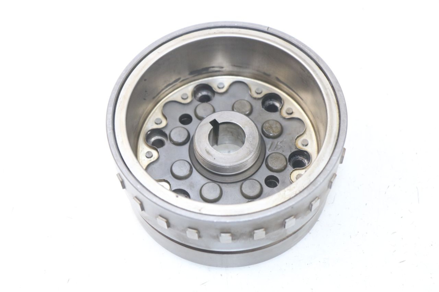 photo de VOLANTE MAGNETICO PIAGGIO MP3 LT 400 (2007 - 2012) - Vista principal