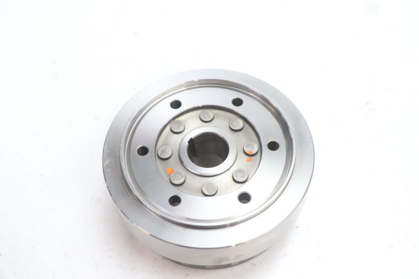 photo de VOLANTE MAGNETICO PIAGGIO MP3 LT 300 (2010 - 2016) - Detalle de la pieza