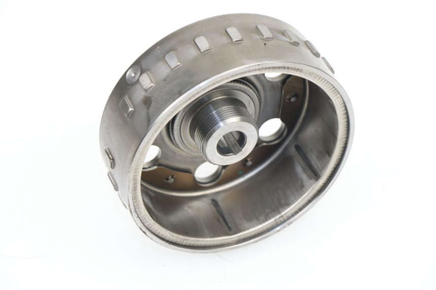 photo de VOLANTE MAGNETICO PEUGEOT SATELIS COMPRESSOR K15 125 (2006 - 2009) - Zoom estado de uso