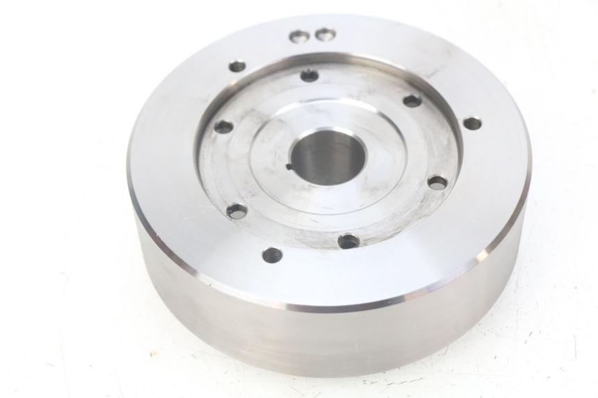 photo de VOLANTE MAGNETICO APRILIA SRV 850 (2012 - 2017) - Otra perspectiva