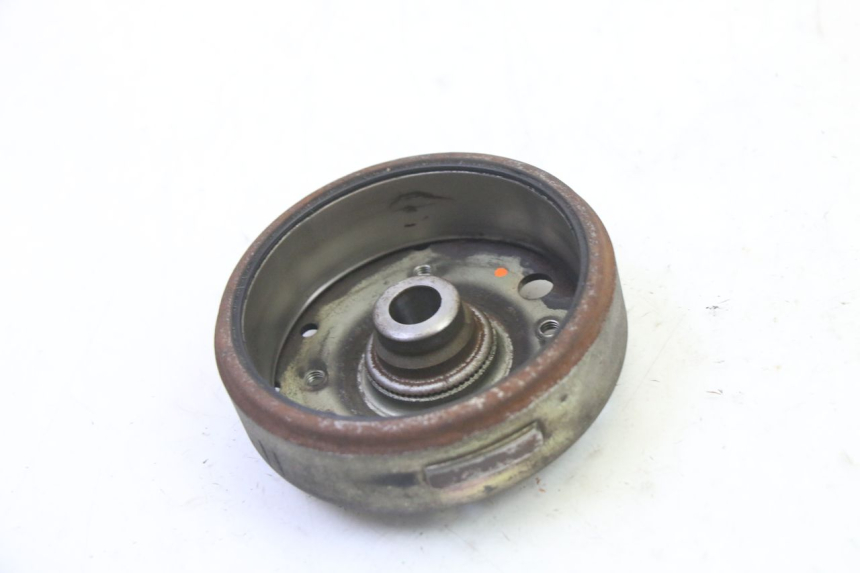 photo de ROTOR ESTATOR KYMCO AGILITY 4T 50 (2005 - 2018) - Detalles de los puntos de fijación