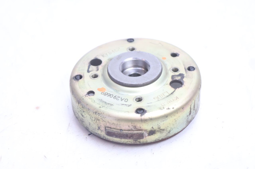 photo de ROTOR ESTATOR KYMCO AGILITY 4T 50 (2005 - 2018) - Primer plano técnico
