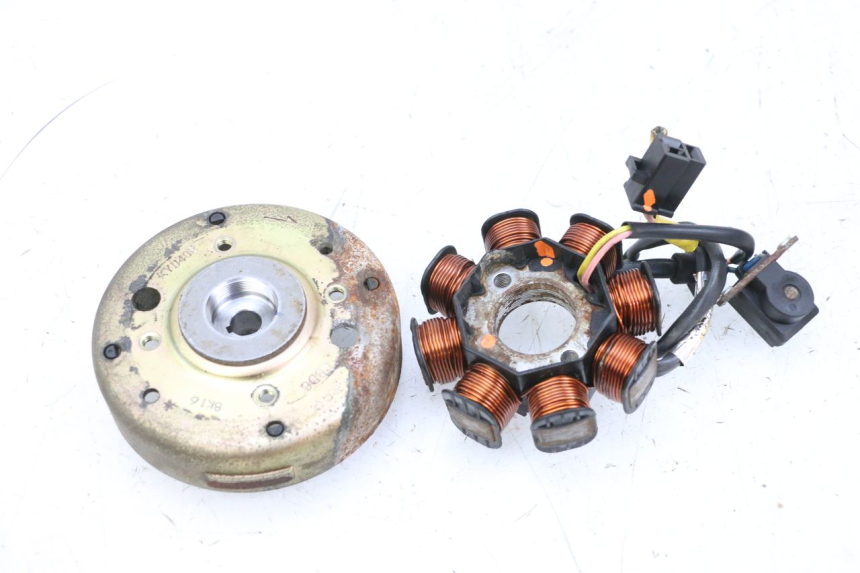 photo de ESTATOR KYMCO AGILITY CITY 4T 50 (2008 - 2016) - Vista principal