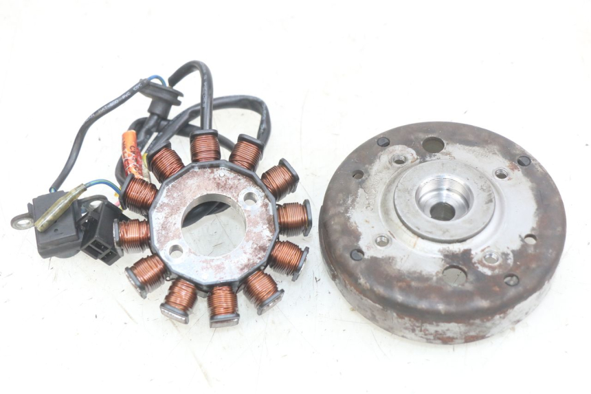 photo de ROTOR ESTATOR KYMCO AGILITY NAKED RENOUVO 2T 50 (2011 - 2018) - Vista principal