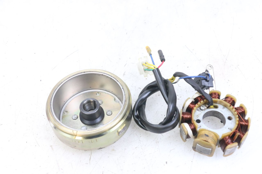 photo de ROTOR ESTATOR JONWAY AZTRAL 125 (2008 - 2017) - Primer plano técnico