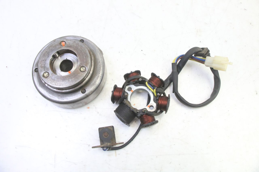 photo de ESTATOR KEROX BAZOOKA 110 - Vista principal