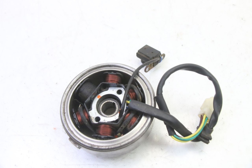 photo de ESTATOR KEROX BAZOOKA 110 - Otra perspectiva