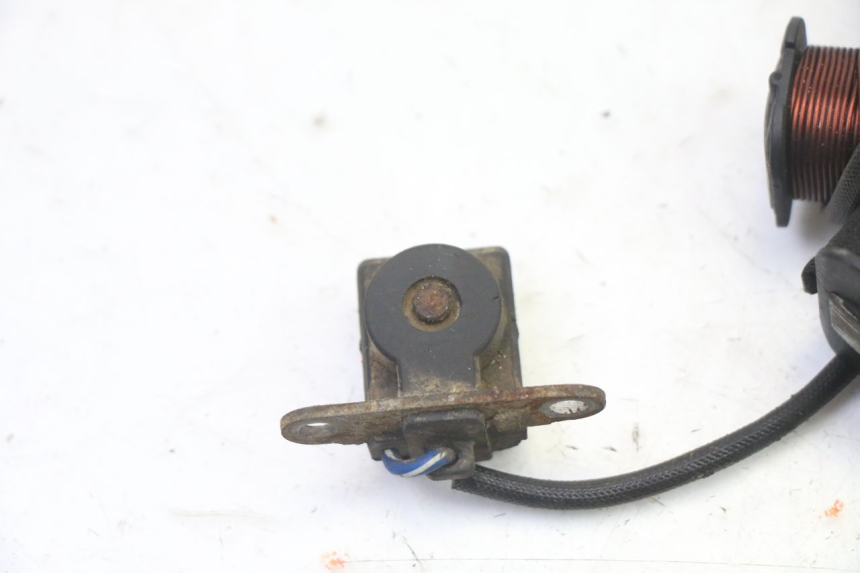 photo de ESTATOR KEROX BAZOOKA 110 - Detalles de los puntos de fijación