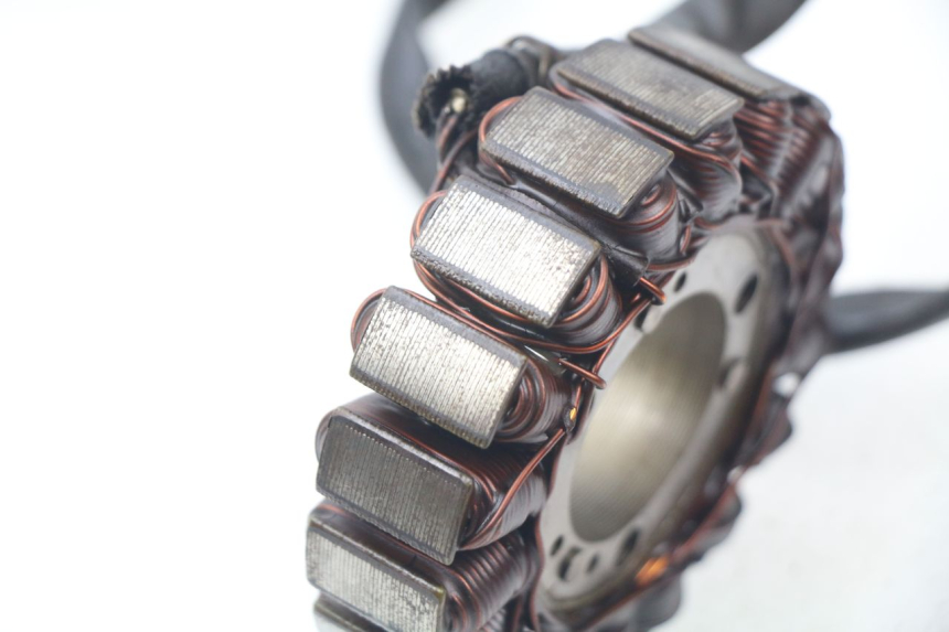 photo de ESTATOR PIAGGIO BEVERLY 500 (2003 - 2007) - Primer plano técnico