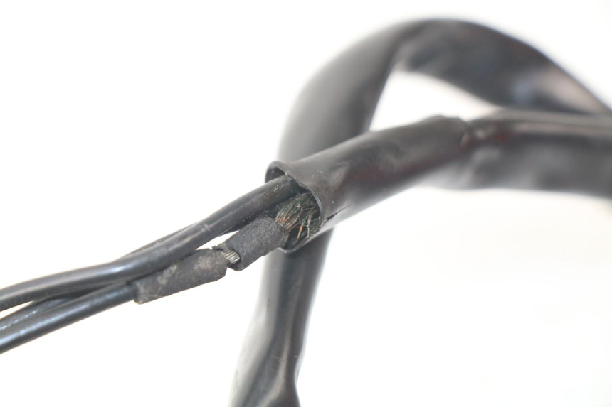 photo de ESTATOR PIAGGIO BEVERLY 500 (2003 - 2007) - Estado de la superficie y material