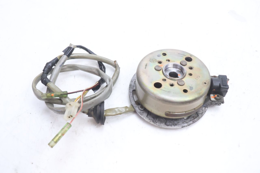 photo de ESTATOR MBK BOOSTER SPIRIT 50 (1996 - 1999) - Zoom estado de uso