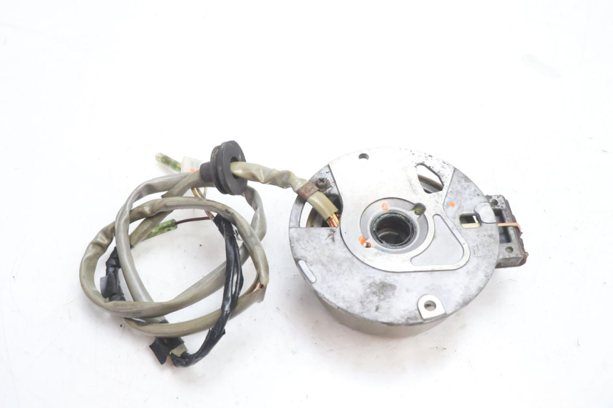 photo de ESTATOR MBK BOOSTER SPIRIT 50 (1996 - 1999) - Estado de la superficie y material