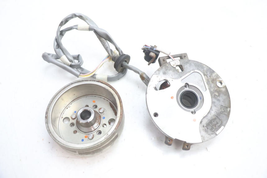 photo de ROTOR ESTATOR MBK BOOSTER SPIRIT 50 (2004 - 2017) - Detalle de la pieza