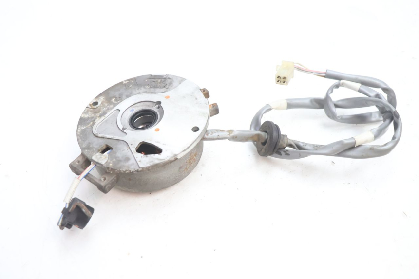 photo de ROTOR ESTATOR MBK BOOSTER SPIRIT 50 (2004 - 2017) - Detalles de los puntos de fijación