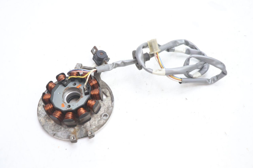 photo de ROTOR ESTATOR MBK BOOSTER SPIRIT 50 (2004 - 2017) - Estado de la superficie y material