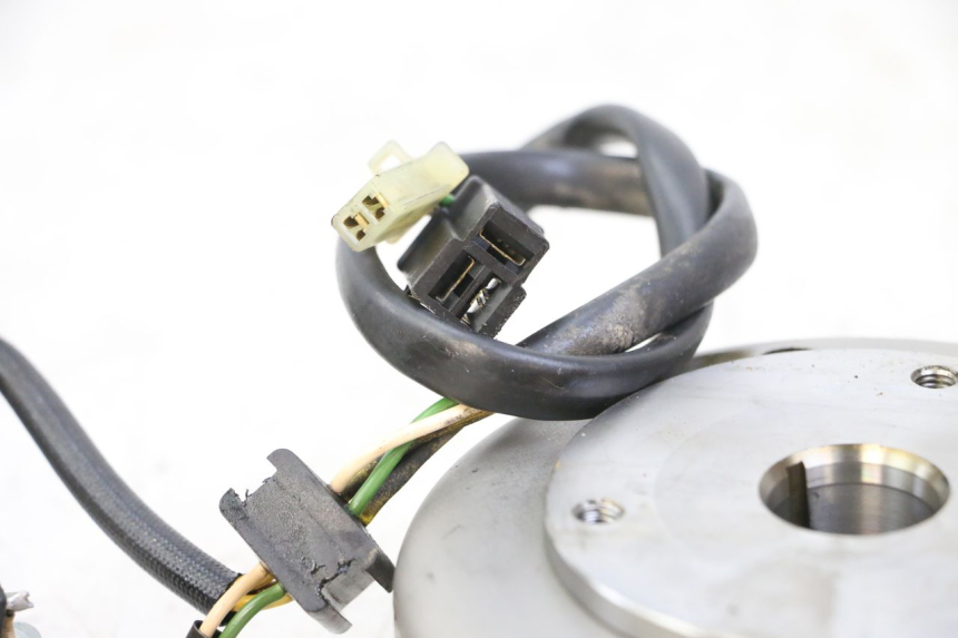 photo de ROTOR ESTATOR SUZUKI BURGMAN 125 (2007 - 2014) - Otra perspectiva