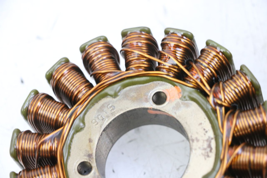 photo de ROTOR ESTATOR SUZUKI BURGMAN 125 (2007 - 2014) - Estado de la superficie y material