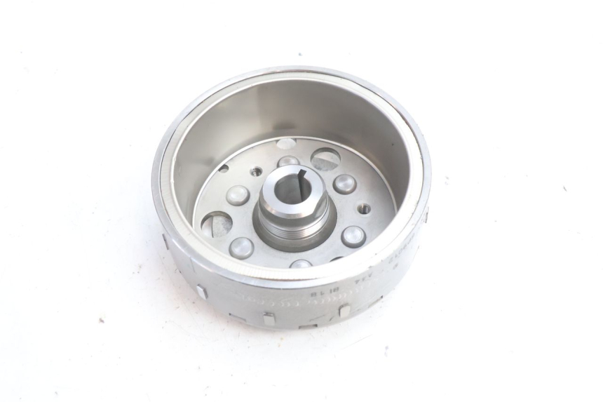 photo de ROTOR ESTATOR SUZUKI BURGMAN 125 (2007 - 2014) - Marcados y referencias originales