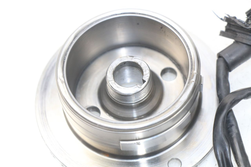 photo de ESTATOR HONDA CRF CR-F 450 (2001 - 2005) - Características distintivas