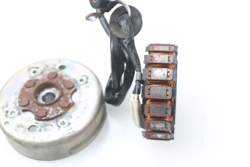 photo de ESTATOR YAMAHA CYGNUS X 125 (2004 - 2007) - Recambio usado revisado