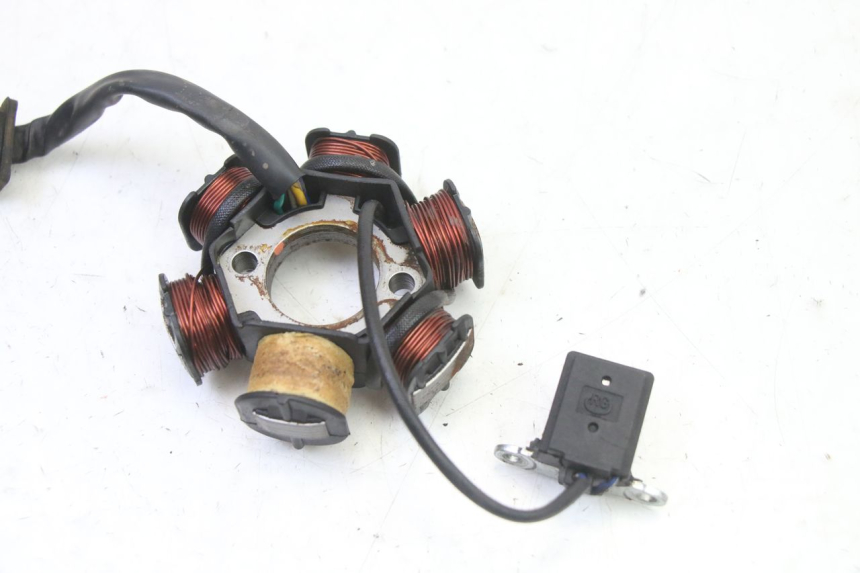 photo de ROTOR ESTATOR SPEEDY DELUXE 125 - Marcados y referencias originales