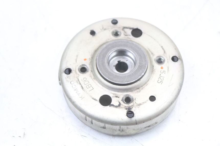 photo de ROTOR ESTATOR KYMCO DINK 4T 50 (2007 - 2018) - Zoom estado de uso
