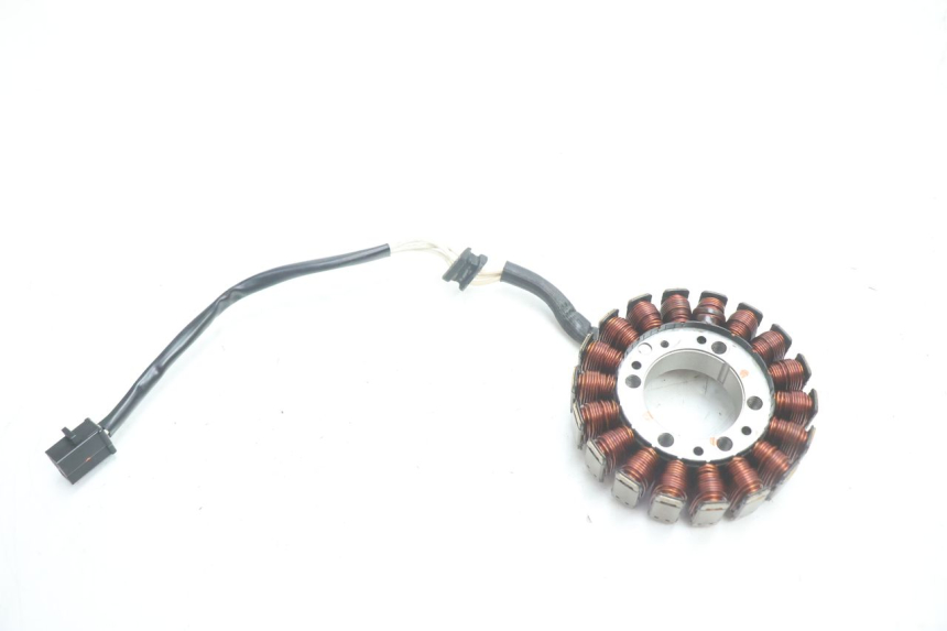 photo de ESTATOR KAWASAKI ER-6 ER6 N 650 (2005 - 2009) - Detalles de los puntos de fijación