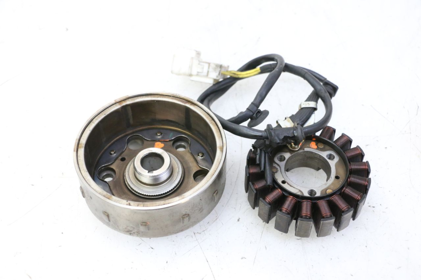 photo de ROTOR ESTATOR HONDA FES S-WING SWING ABS 125 (2007 - 2015) - Vista principal